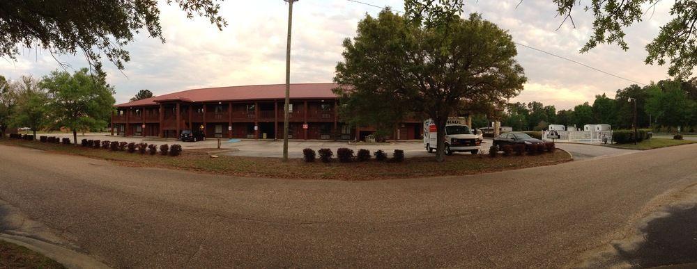 Log Cabin Inn Bay Minette Exterior photo