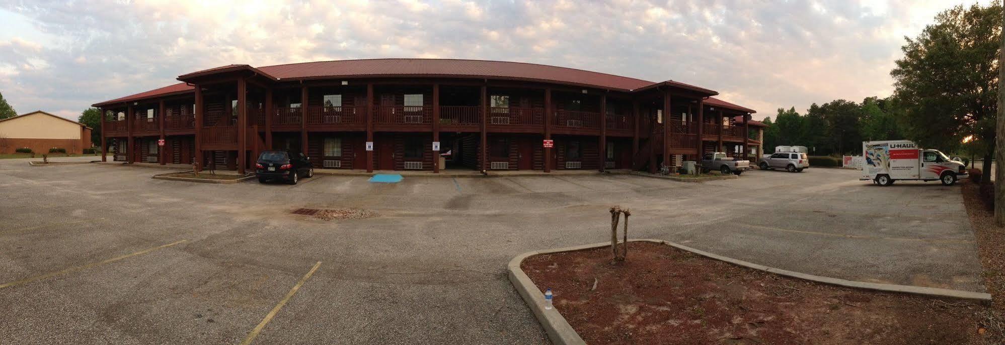 Log Cabin Inn Bay Minette Exterior photo